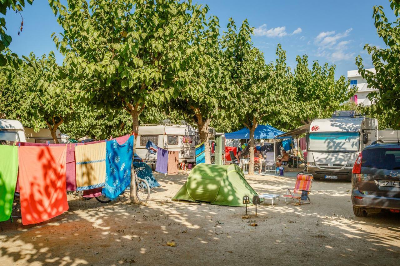 Camping Bellsol Pineda De Mar Exterior foto